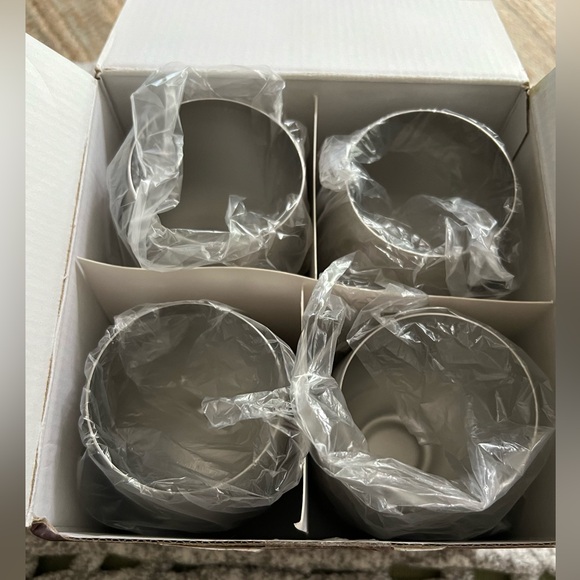 Set of four (4) Stainless Steel Stemless Wine Glasses (18 oz.) - Picture 4 of 5